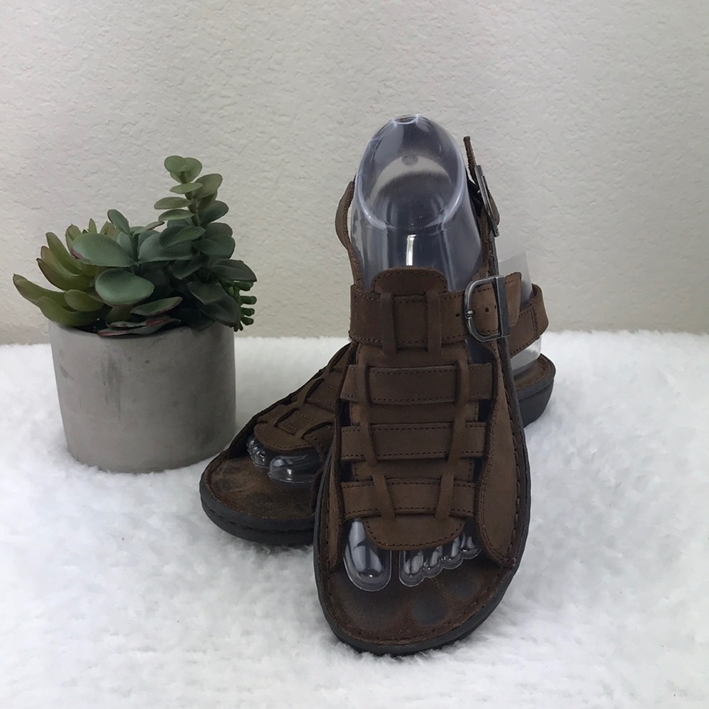 Marsh Landing Brown Leather Sandals 7M